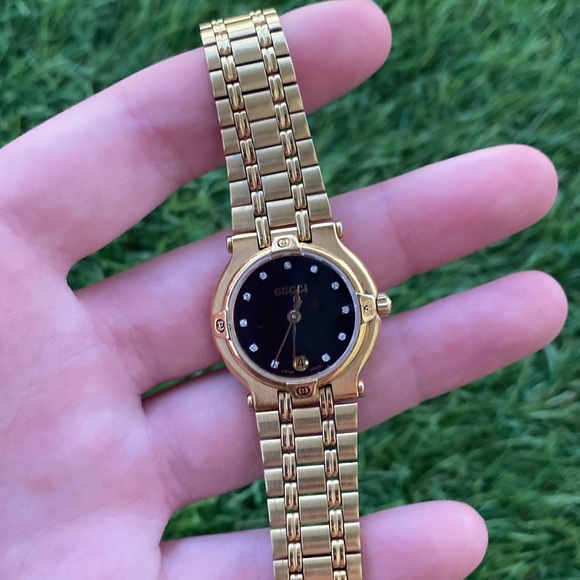 GUCCI DIAMOND S-STEEL BLACK DIAL GOLD-TONE WOMEN'S WATCH 9200L-0037540 - Picture 6 of 10